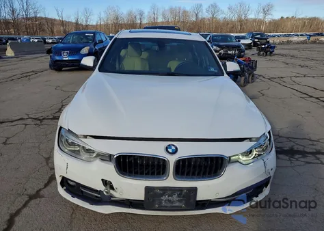 2017 BMW 330 Xi z USA, uszkodzony, nr VIN WBA8D9C37HA011873